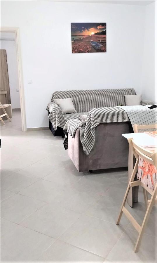 לימנריה Alana Cozy Place מראה חיצוני תמונה
